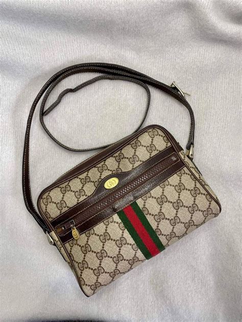 whiite gucci crossbody|gucci accessory collection crossbody.